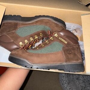 Timberland Chukka Field Boots